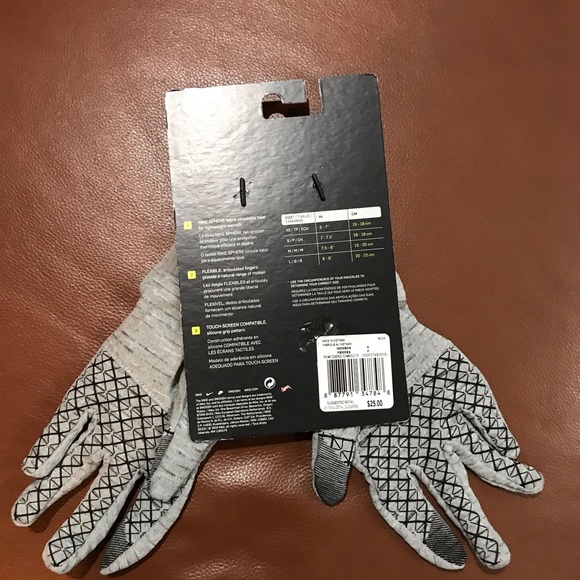 🆕 Nike Women’s “Sphere” Running Gloves - Picture 5 of 7